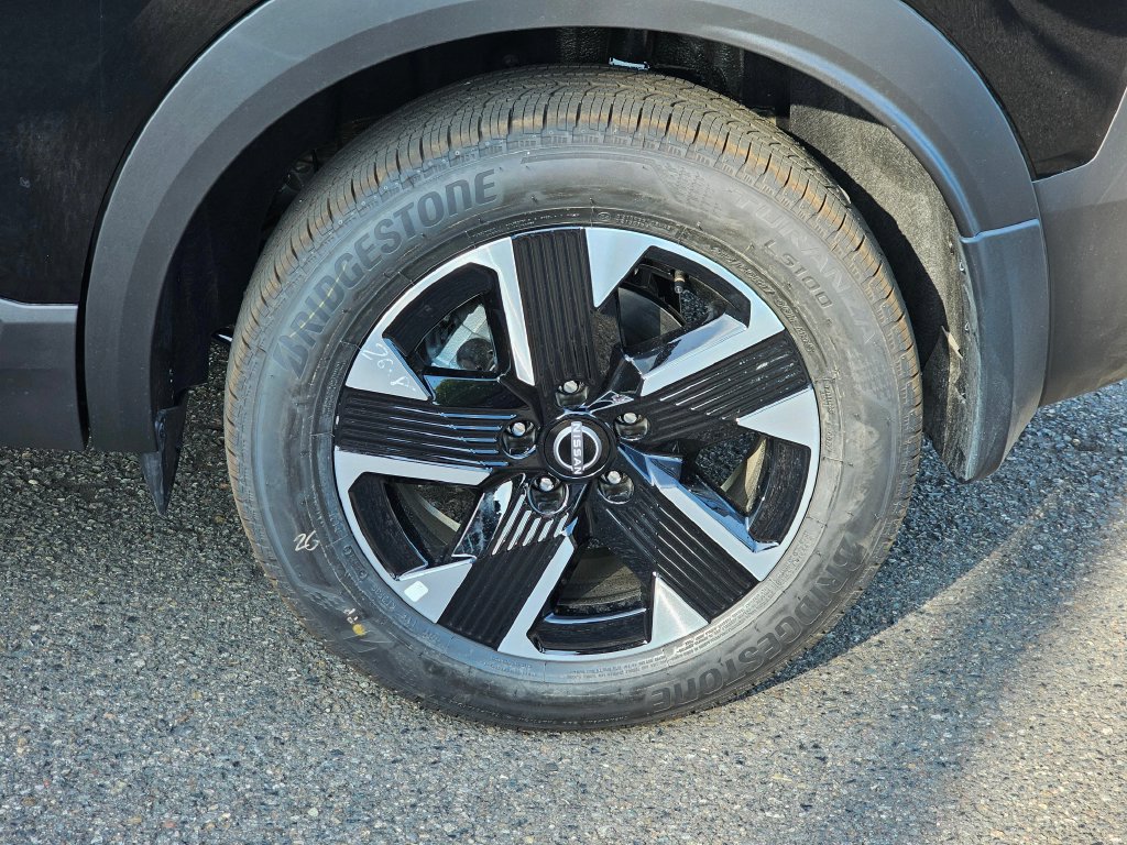 New 2027 Nissan Kicks SV AWD/4WD image 9