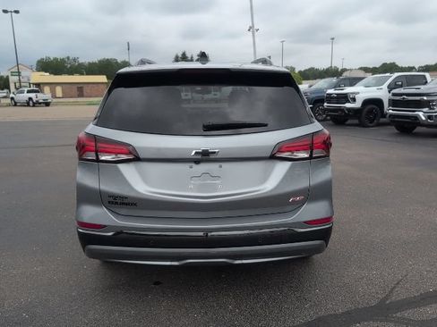 Used 2023 Chevrolet Equinox RS FWD image 6