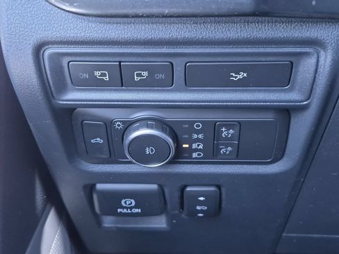 Used 2022 Ford F150 XLT w/ Equipment Group 302A High AWD/4WD image 28
