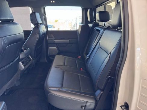 Used 2024 Ford F250 Lariat AWD/4WD image 12