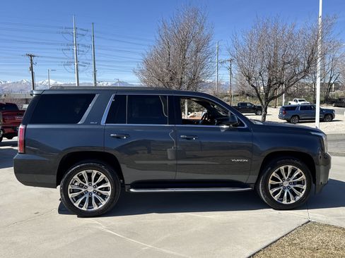 Used 2020 GMC Yukon SLT w/ Open Road Package image 6
