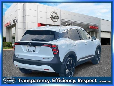 Certified 2025 Nissan Kicks SR image 6