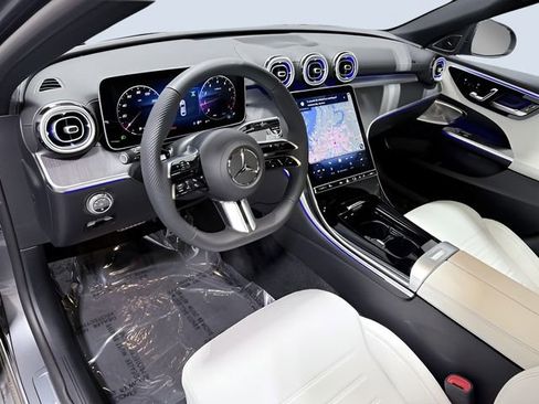 Used 2025 Mercedes-Benz C 300 4MATIC Sedan image 13