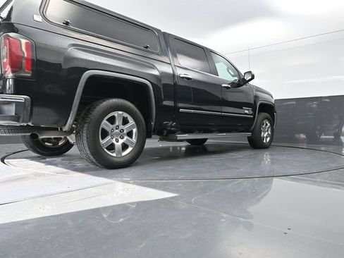 Used 2018 GMC Sierra 1500 SLT AWD/4WD image 37