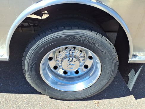 Used 2024 RAM 5500 Tradesman w/ Chrome Appearance Group AWD/4WD image 20
