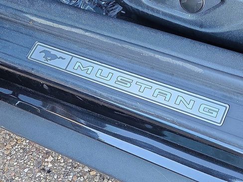 Used 2023 Ford Mustang Premium image 21