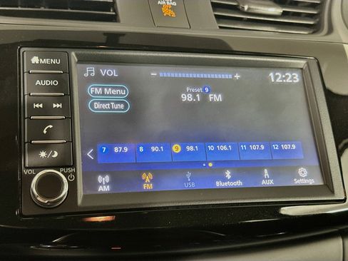 Used 2019 Nissan Sentra FWD image 19