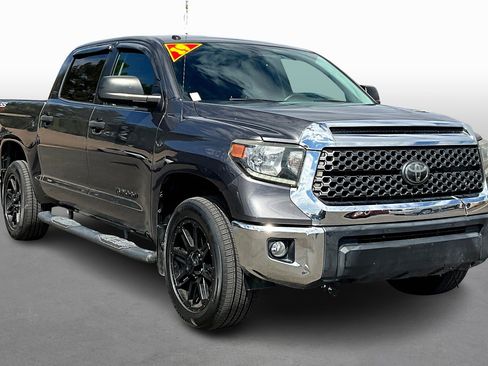 Used 2019 Toyota Tundra SR5 w/ SR5 Upgrade Package image 10
