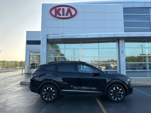 Used 2024 Kia Sportage X-Line AWD/4WD image 2