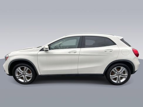 Used 2018 Mercedes-Benz GLA 250 4MATIC image 6