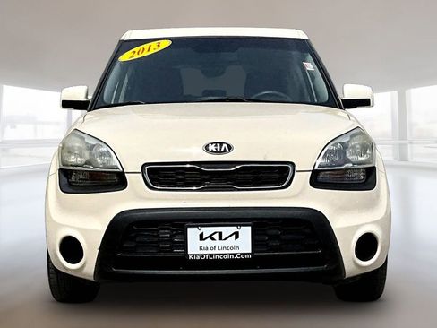 Used 2013 Kia Soul FWD image 2