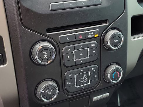 Used 2013 Ford F150 XLT w/ Luxury Equipment Group image 23