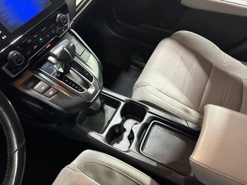 Used 2019 Honda CR-V Touring image 20