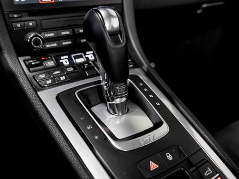 Used 2017 Porsche 911 Carrera 4S image 14