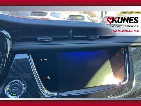 Used 2024 Cadillac XT6 Premium Luxury image 18
