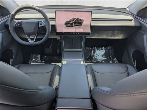 Used 2026 Tesla Model Y 2WD image 19