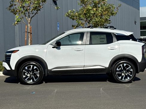New 2026 Nissan Kicks SV w/ SV Premium Package AWD/4WD image 7