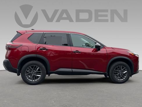 Used 2023 Nissan Rogue S FWD image 6