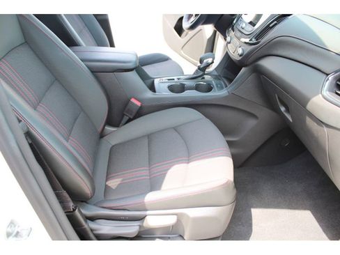 Used 2024 Chevrolet Equinox RS image 29