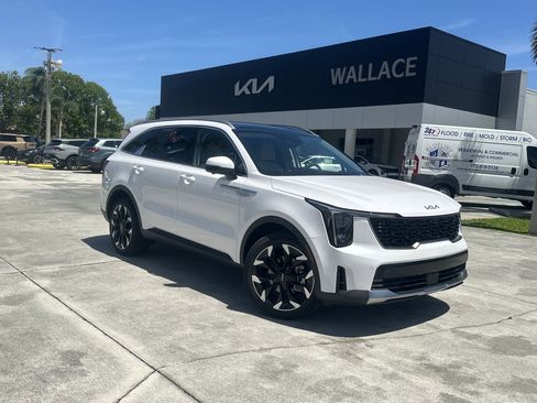 New 2026 Kia Sorento SX FWD image 1