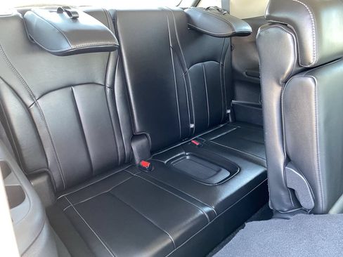 Certified 2026 INFINITI QX60 Luxe FWD image 13