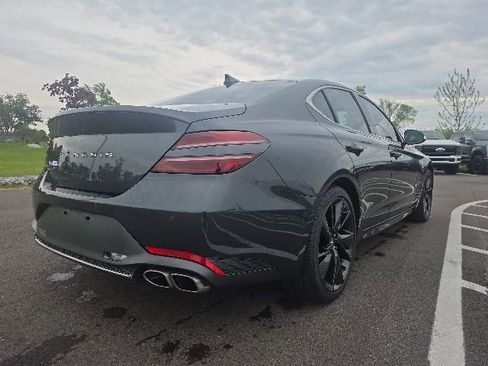Used 2023 Genesis G70 2.0T w/ Sport Prestige Package RWD image 8
