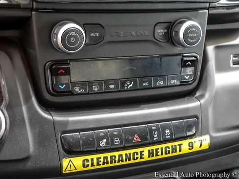 Used 2024 RAM ProMaster 3500 FWD image 13