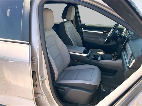 Used 2026 GMC Terrain Elevation FWD image 8
