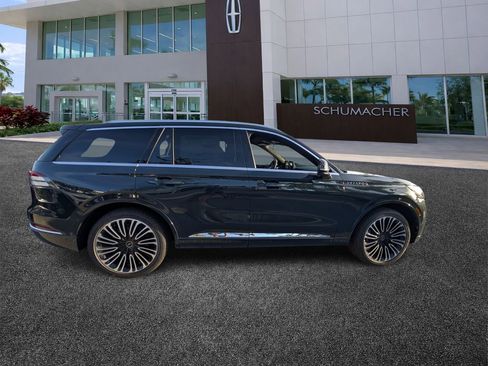 New 2026 Lincoln Aviator Black Label AWD/4WD image 8