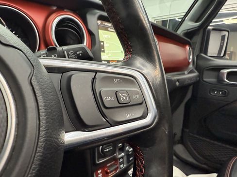 Used 2022 Jeep Wrangler Unlimited Rubicon w/ LED Lighting Group image 14