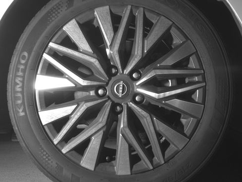 Used 2025 Nissan Altima 2.5 SV image 13