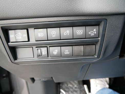 Used 2023 Toyota Tundra Limited w/ Power Package AWD/4WD image 23
