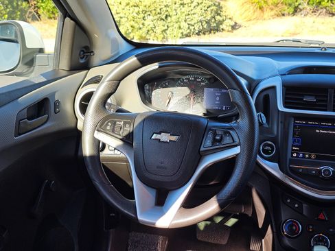 Used 2020 Chevrolet Sonic LT FWD image 24