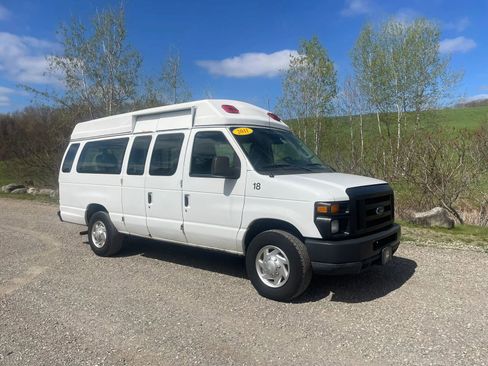 Used 2011 Ford E-250 and Econoline 250 Extended w/ PWR Group RWD image 20