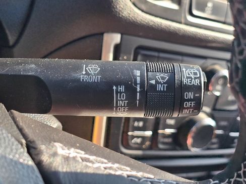 Used 2014 Buick Encore FWD image 22