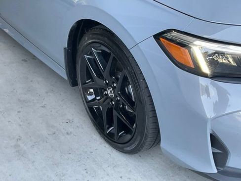 Certified 2025 Honda Civic Sport image 25