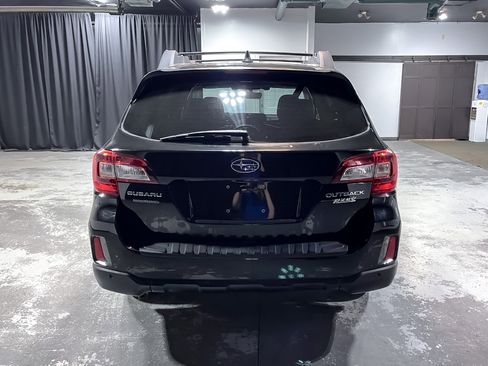 Used 2017 Subaru Outback 2.5i Limited image 7