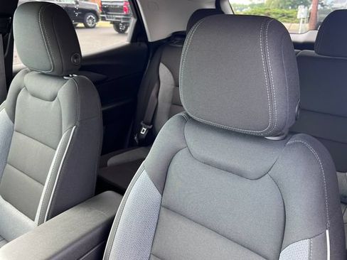 New 2026 Chevrolet TrailBlazer LT w/ Midnight Edition AWD/4WD image 9