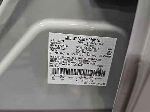 Used 2024 Ford Maverick XL image 34