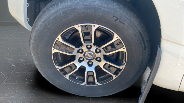 Used 2022 Nissan Titan SV AWD/4WD image 29