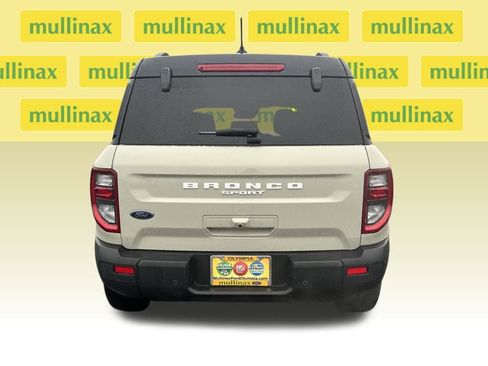 Certified 2025 Ford Bronco Sport Outer Banks w/ Outer Banks Tech Package+ image 32