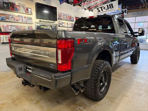 Used 2020 Ford F350 Platinum w/ FX4 Off-Road Package image 5