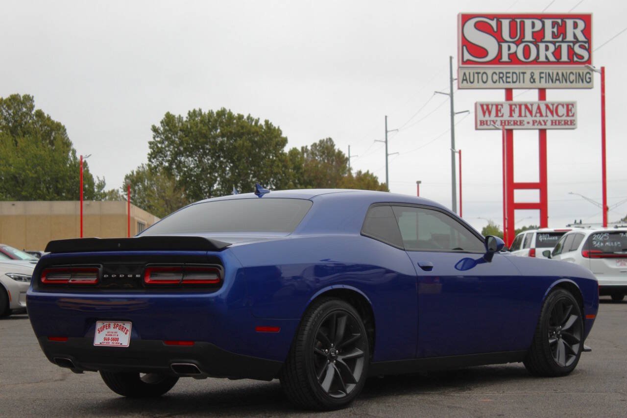 Used 2019 Dodge Challenger GT w/ Plus Package RWD image 4