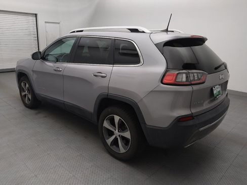 Used 2019 Jeep Cherokee Limited AWD/4WD image 5