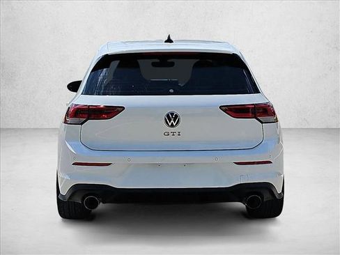 Used 2026 Volkswagen Golf SE FWD image 6
