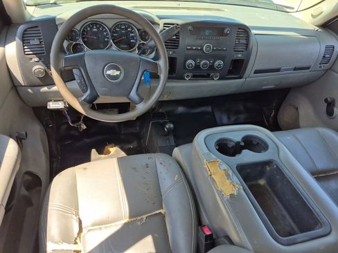 Used 2007 Chevrolet Silverado 2500 W/T AWD/4WD image 10