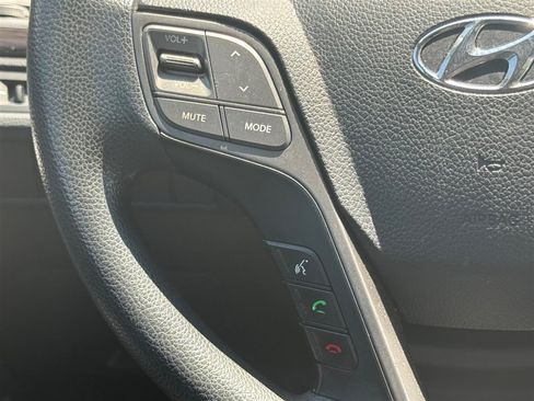 Used 2018 Hyundai Santa Fe Sport FWD image 11