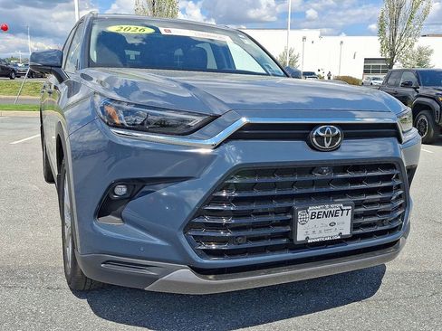 Used 2026 Toyota Grand Highlander AWD image 2