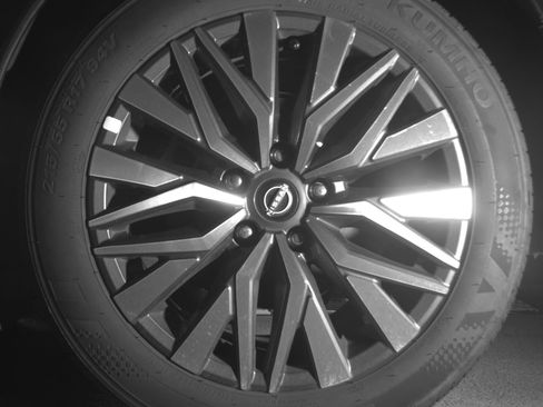 Used 2025 Nissan Altima 2.5 SV image 14