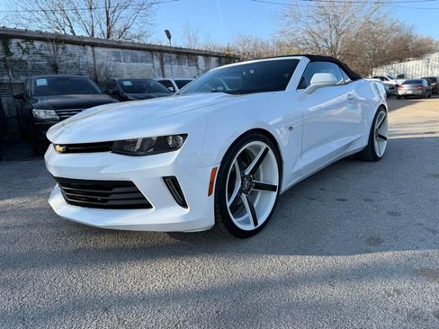 Used 2018 Chevrolet Camaro LT image 3